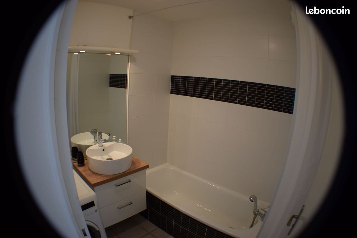 Appartement à louer, 40m², Vénissieux