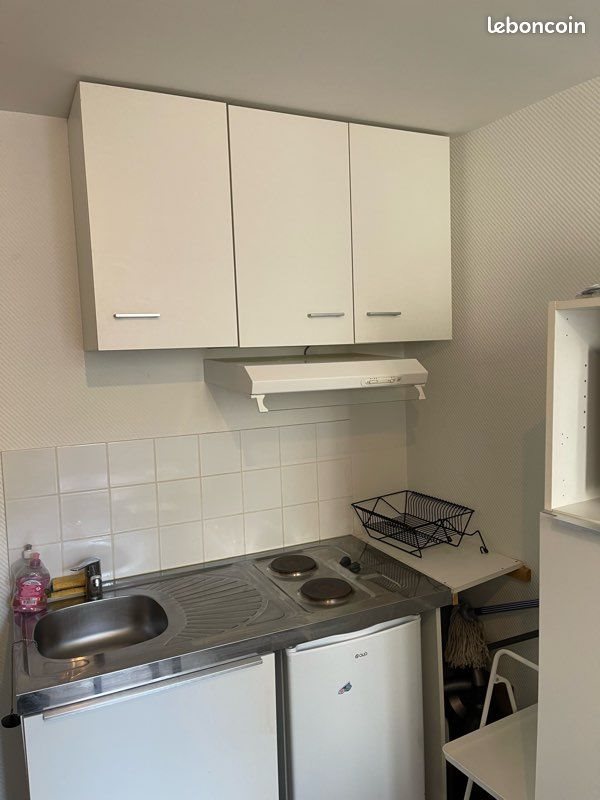 Appartement à louer, 15m², Saintes