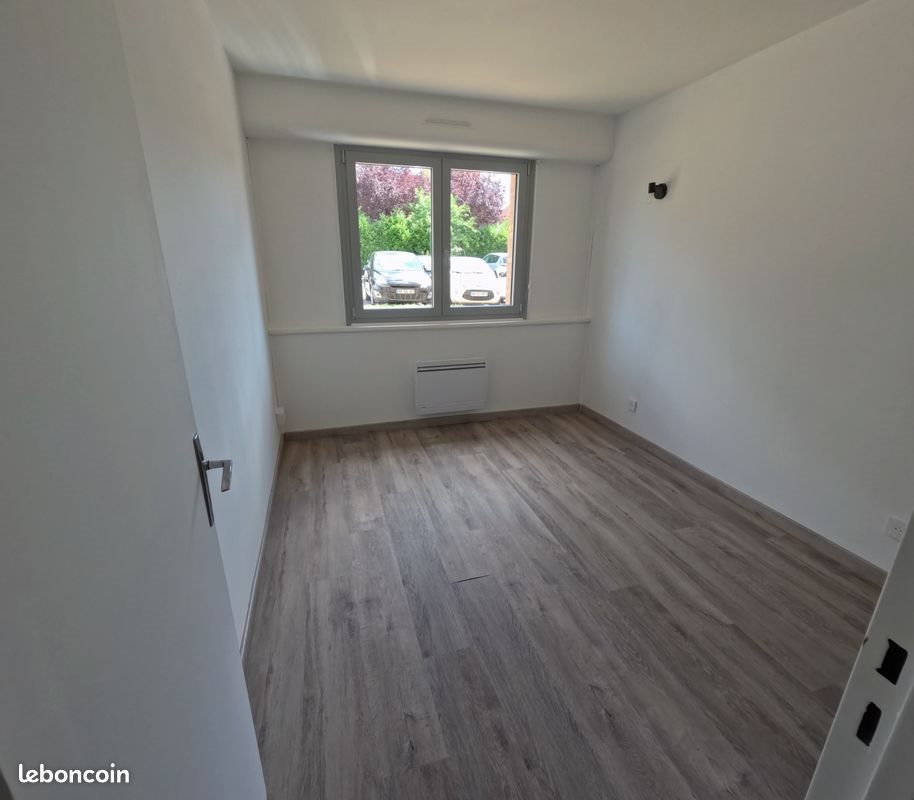 Appartement à louer, 39m², Loos
