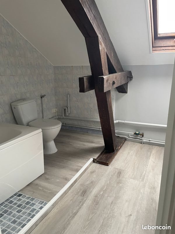 Appartement à louer, 55m², Saint-Max