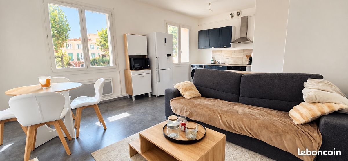 Appartement à louer, 40m², Cuers