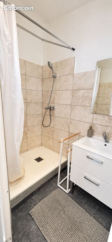 Appartement à louer, 40m², Cuers