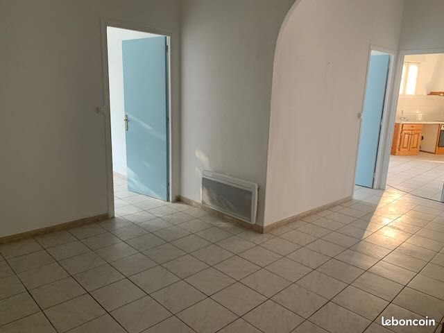 Appartement à louer, 71m², Olonzac