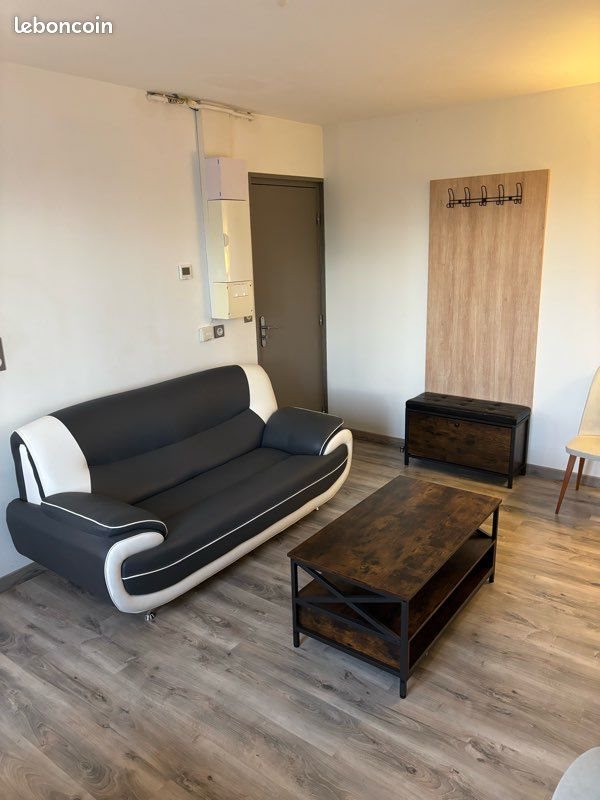 Appartement à louer, 40m², Charleville-Mézières