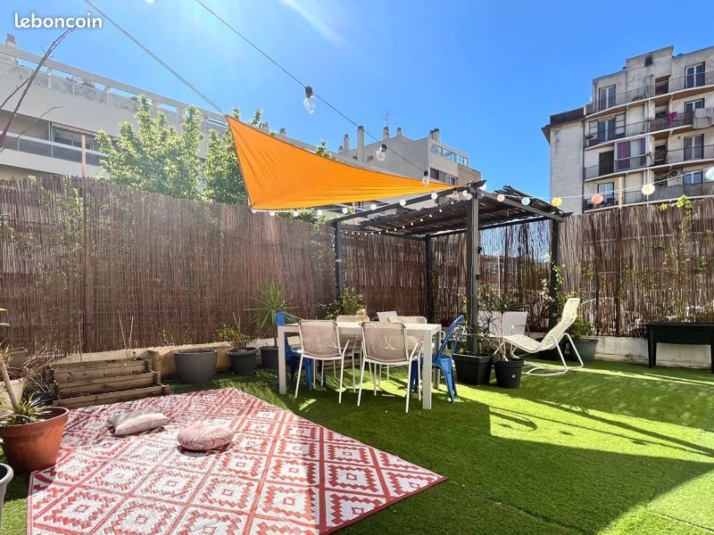 Appartement à louer, 65m², Marseille 5ème