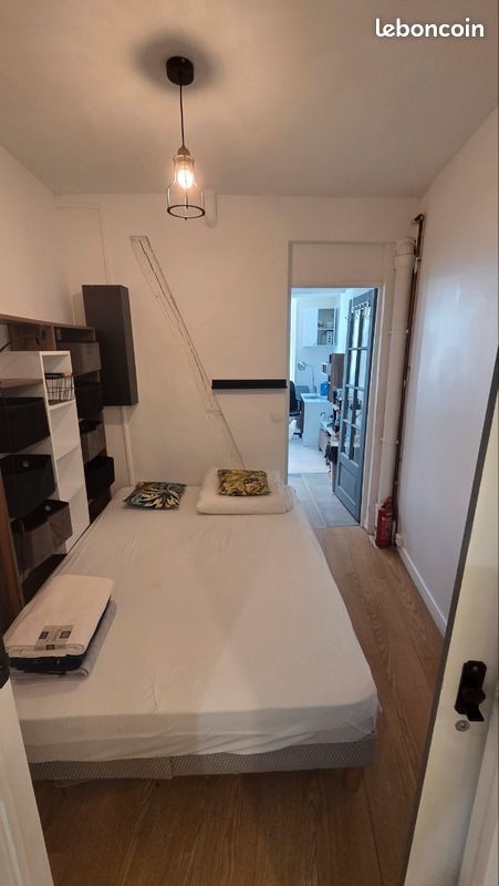 Appartement à louer, 25m², Paris 18ème