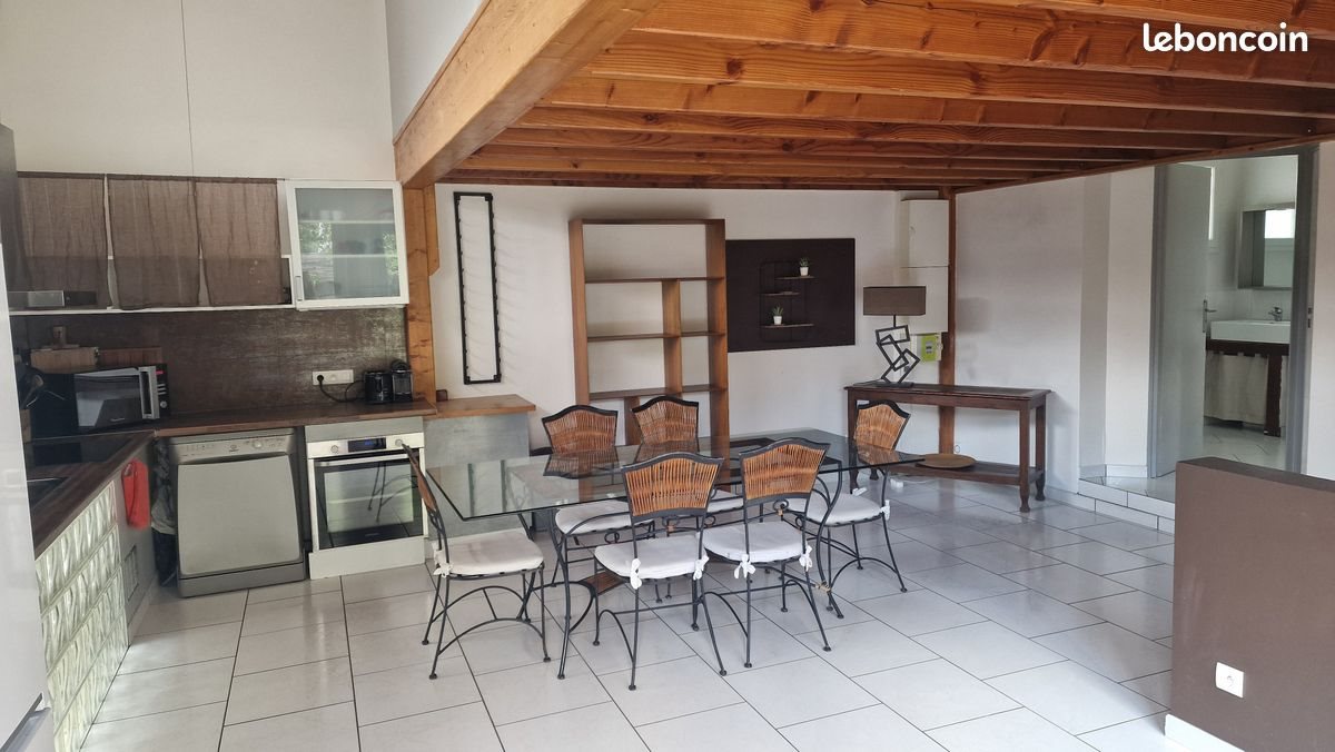 Appartement à louer, 78m², Pessac
