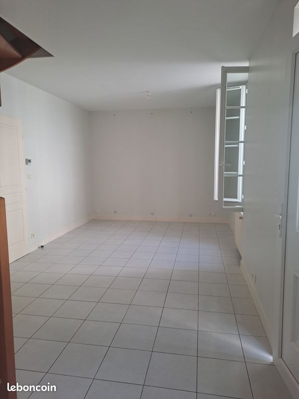 Maison à louer, 59m², Châteauneuf-sur-Charente