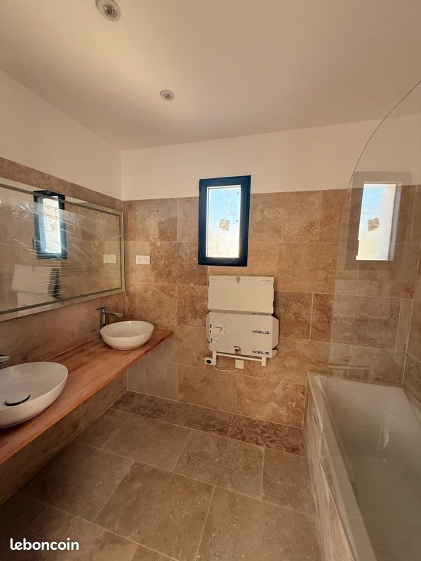 Maison à louer, 110m², Ceyreste