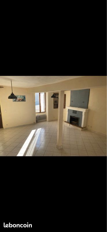 Maison à louer, 80m², Levet