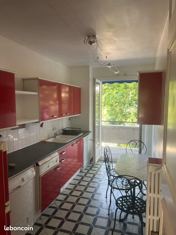 Appartement à louer, 84m², Grenoble