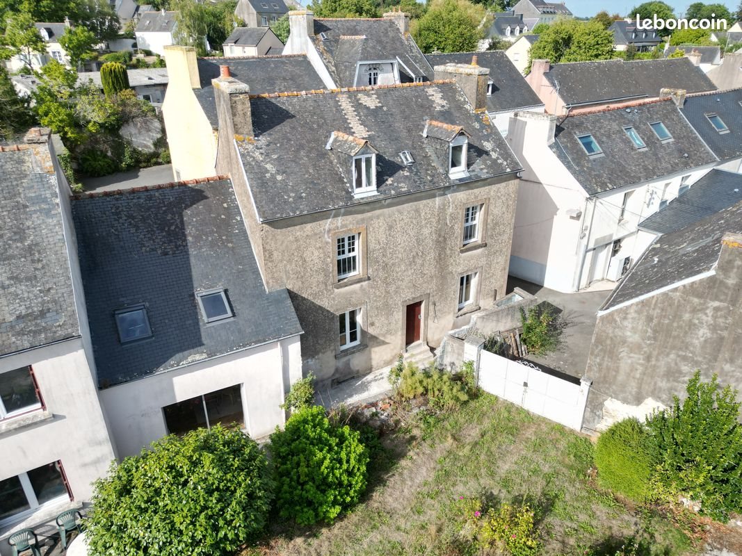 Maison à vendre, 111m², Spézet