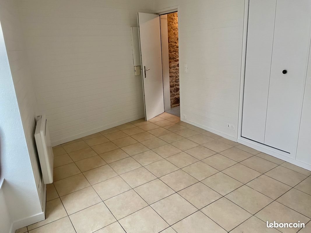 Appartement à louer, 19m², Auray