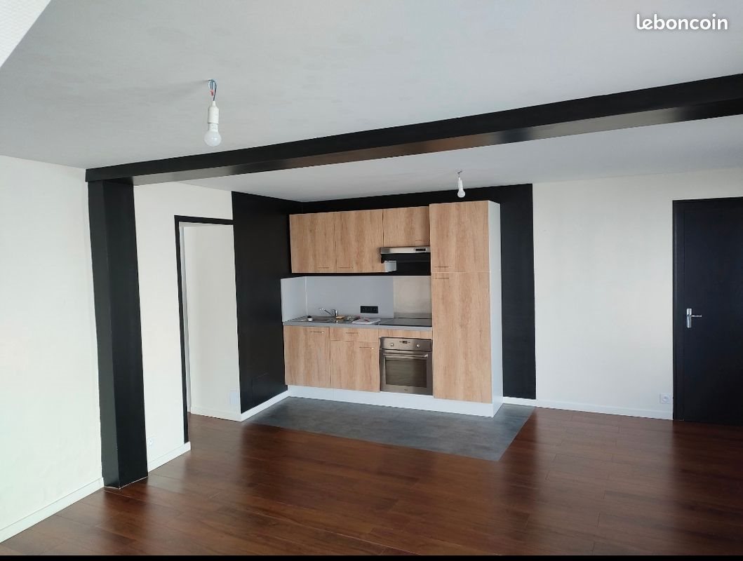 Maison à louer, 70m², Le Longeron