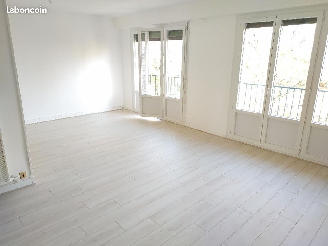 Appartement à louer, 69m², Pau