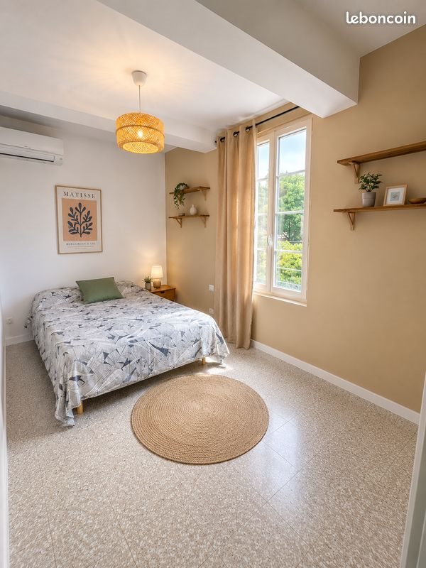 Appartement à louer, 75m², Castries