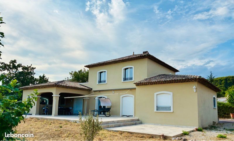 Maison à louer, 180m², Draguignan