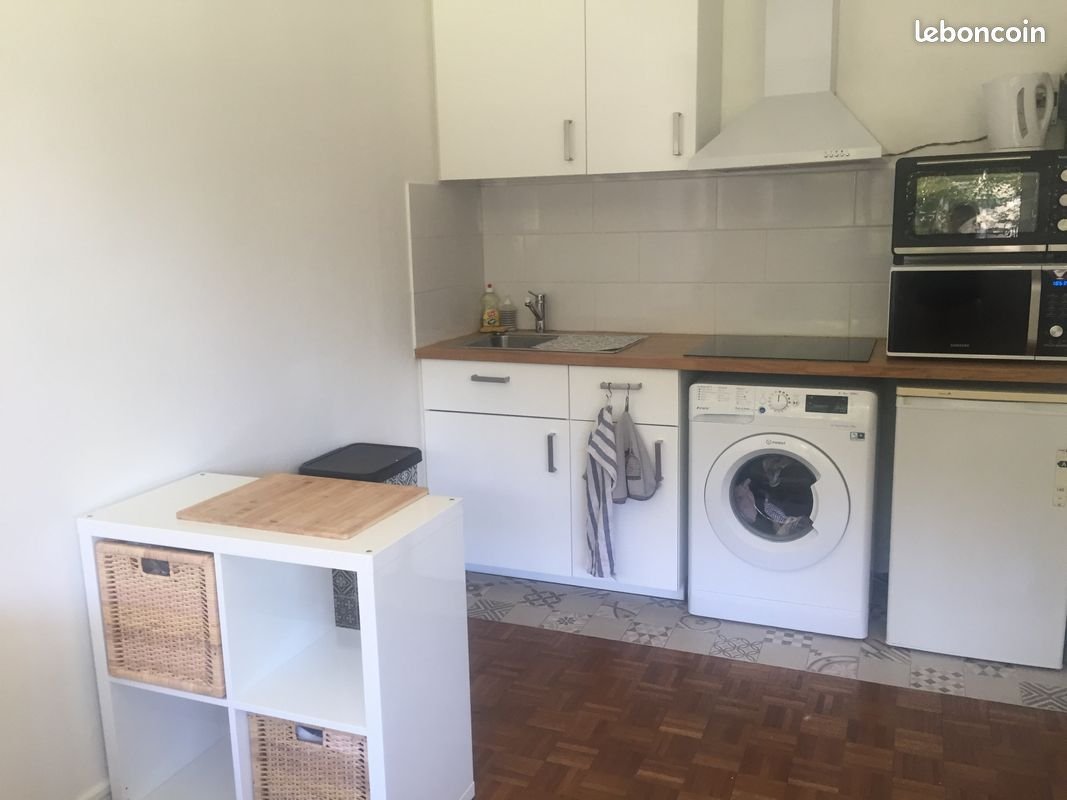 Appartement à louer, 26m², Marseille 6ème