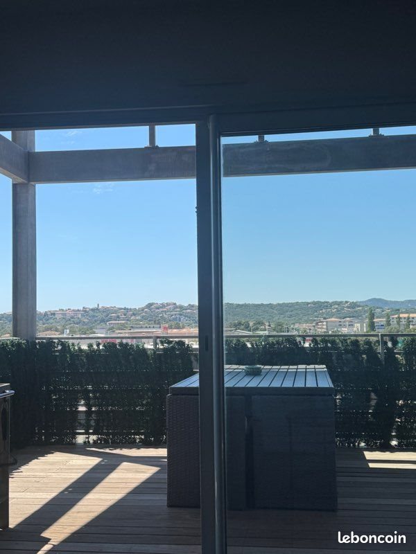 Appartement à louer, 82m², Porto-Vecchio