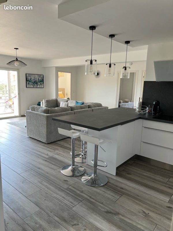 Appartement à louer, 82m², Porto-Vecchio