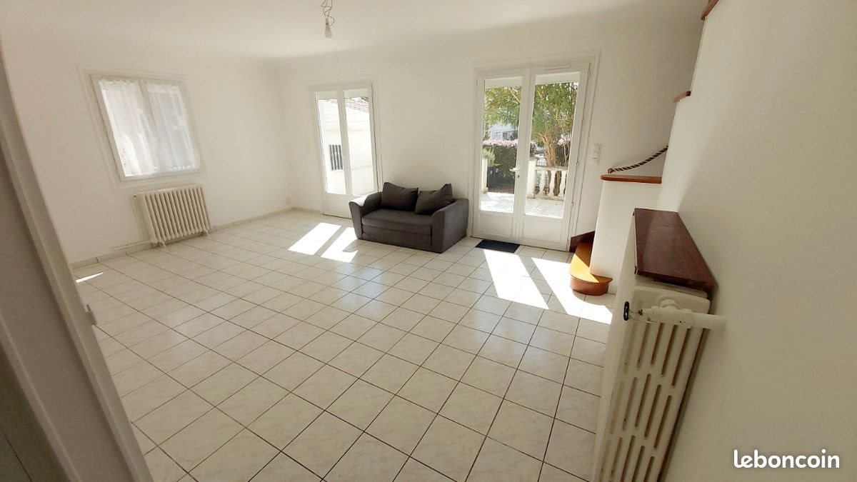 Maison à louer, 85m², Royan