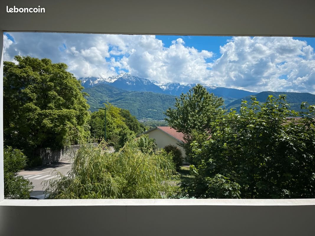 Appartement à louer, 74m², Saint-Ismier
