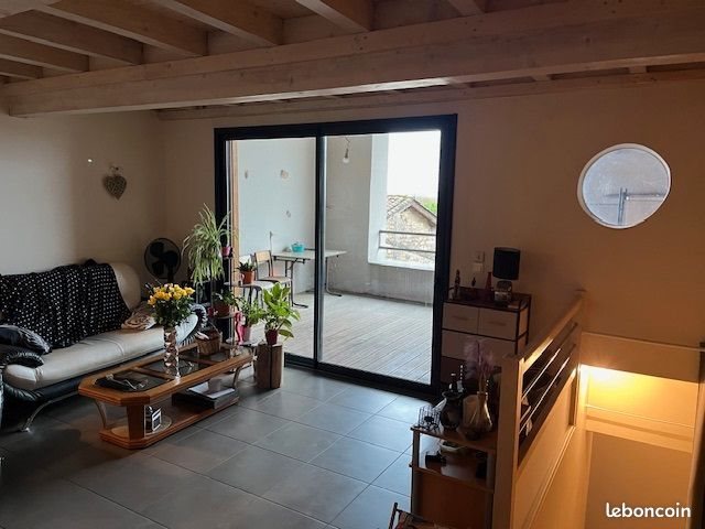 Maison à louer, 89m², Ambronay