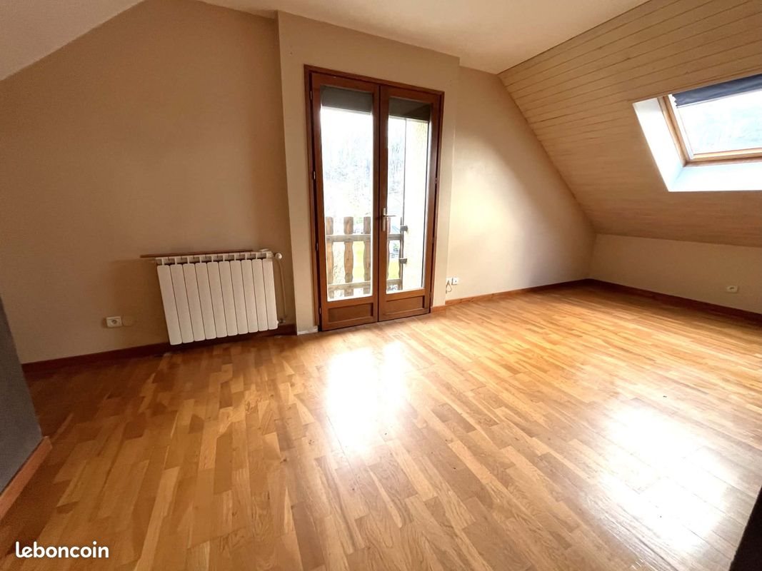 Maison à louer, 140m², Grésy-sur-Aix