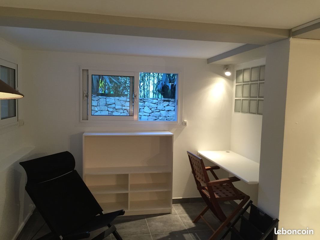 Appartement à louer, 32m², Nîmes