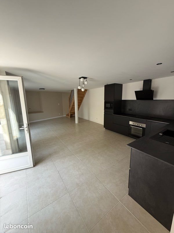 Maison à louer, 87m², Rochefort-du-Gard