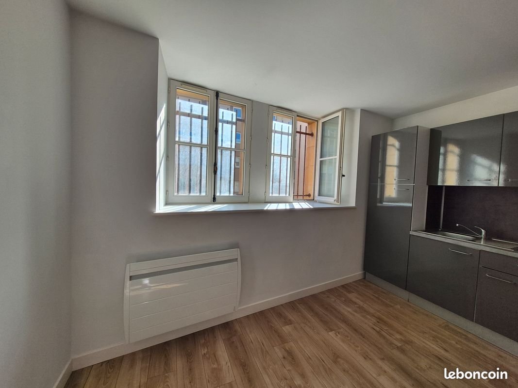 Appartement à louer, 40m², Charleville-Mézières