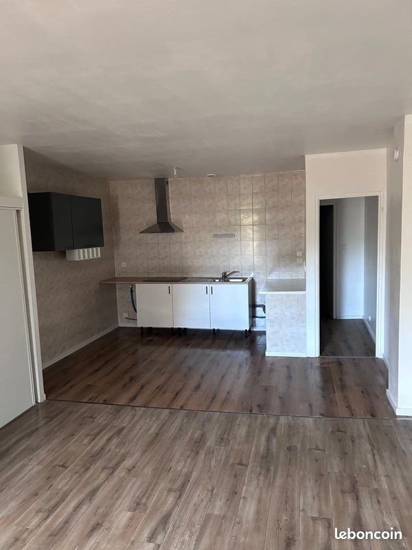 Appartement à louer, 83m², Chalabre