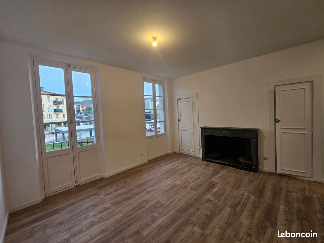 Appartement à louer, 74m², Brignoles