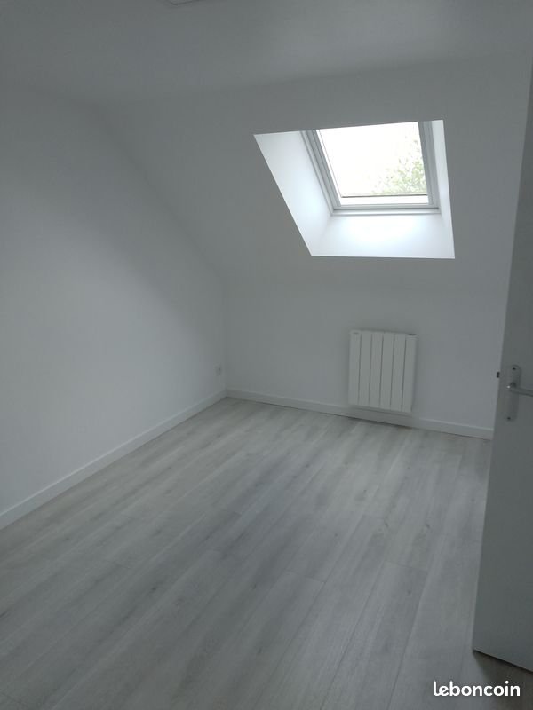 Maison à louer, 75m², Quelaines-Saint-Gault