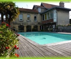 Maison à louer, 305m², Bordeaux