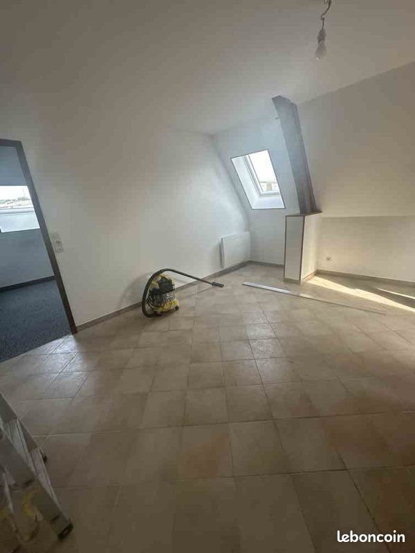 Appartement à louer, 40m², Noyon