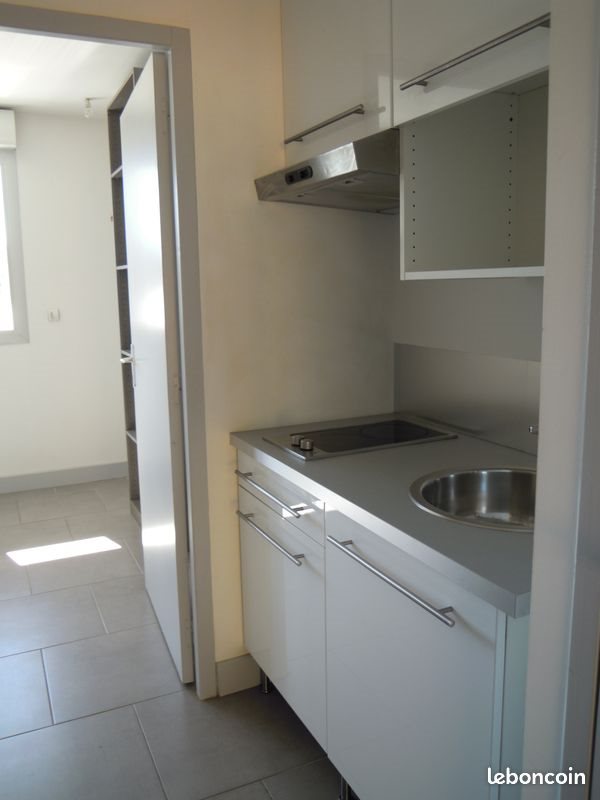 Appartement à louer, 38m², Meyreuil