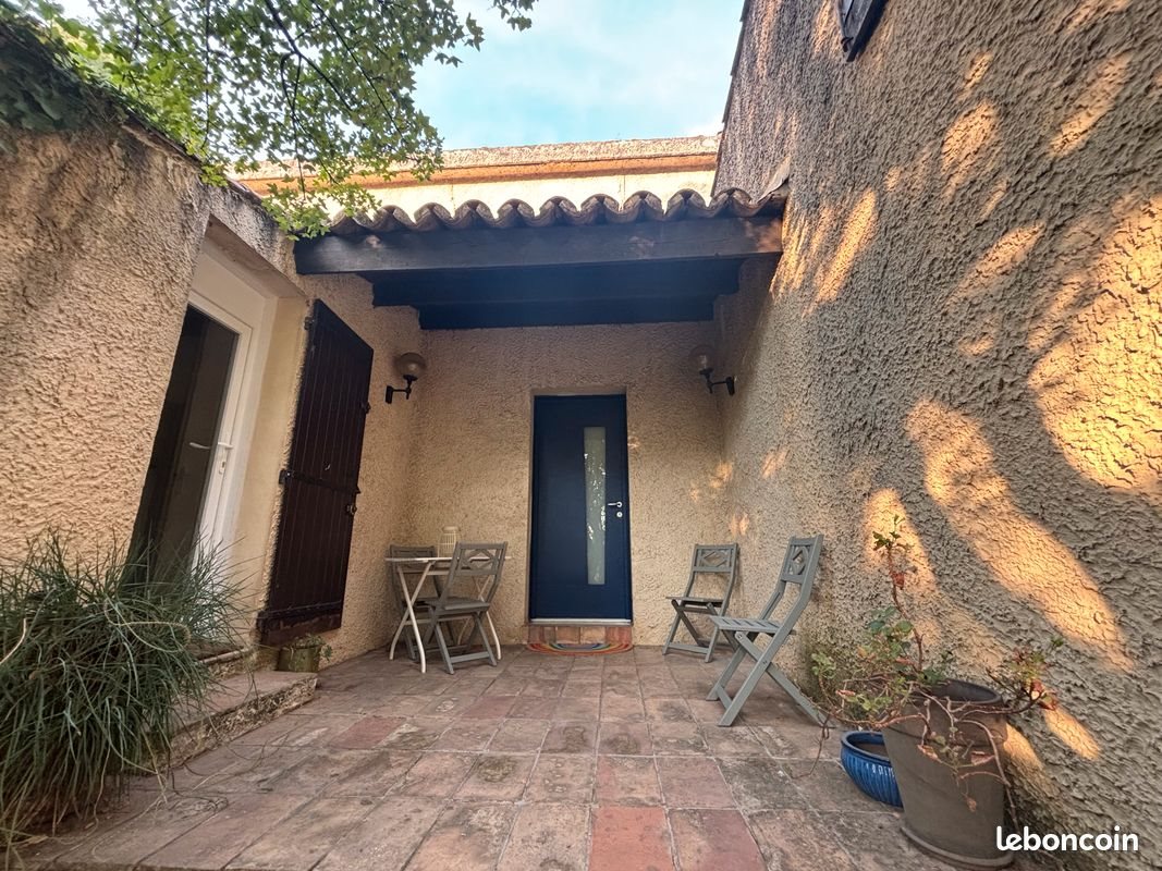 Appartement à louer, 25m², Nîmes
