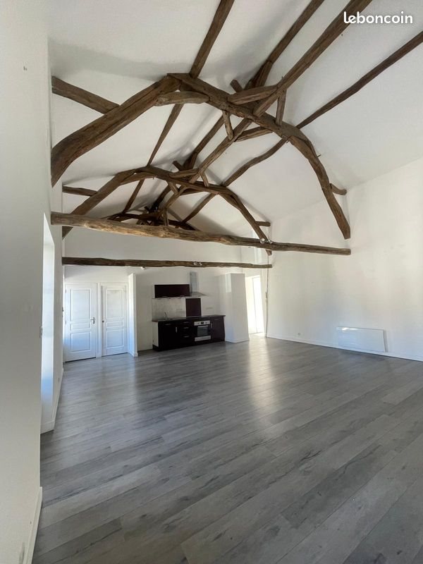 Appartement à louer, 107m², Saint-Julien-l'Ars