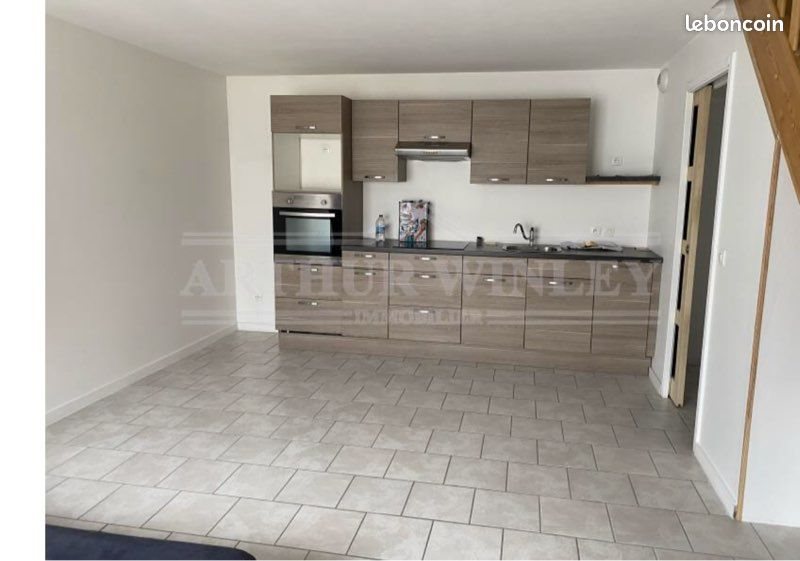 Appartement à louer, 47m², Noailles