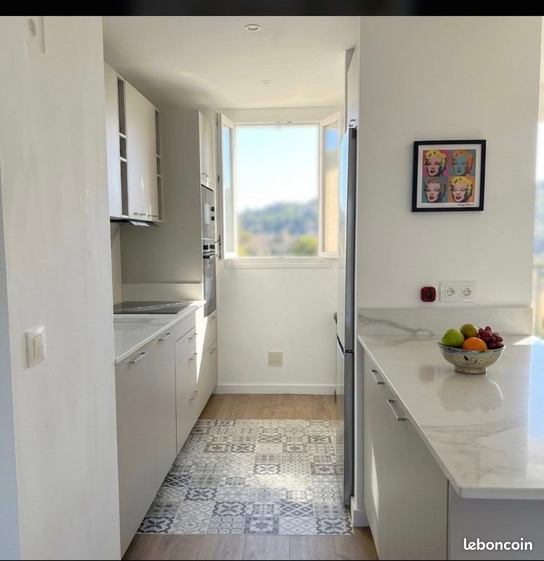 Appartement à louer, 80m², Saint-Tropez