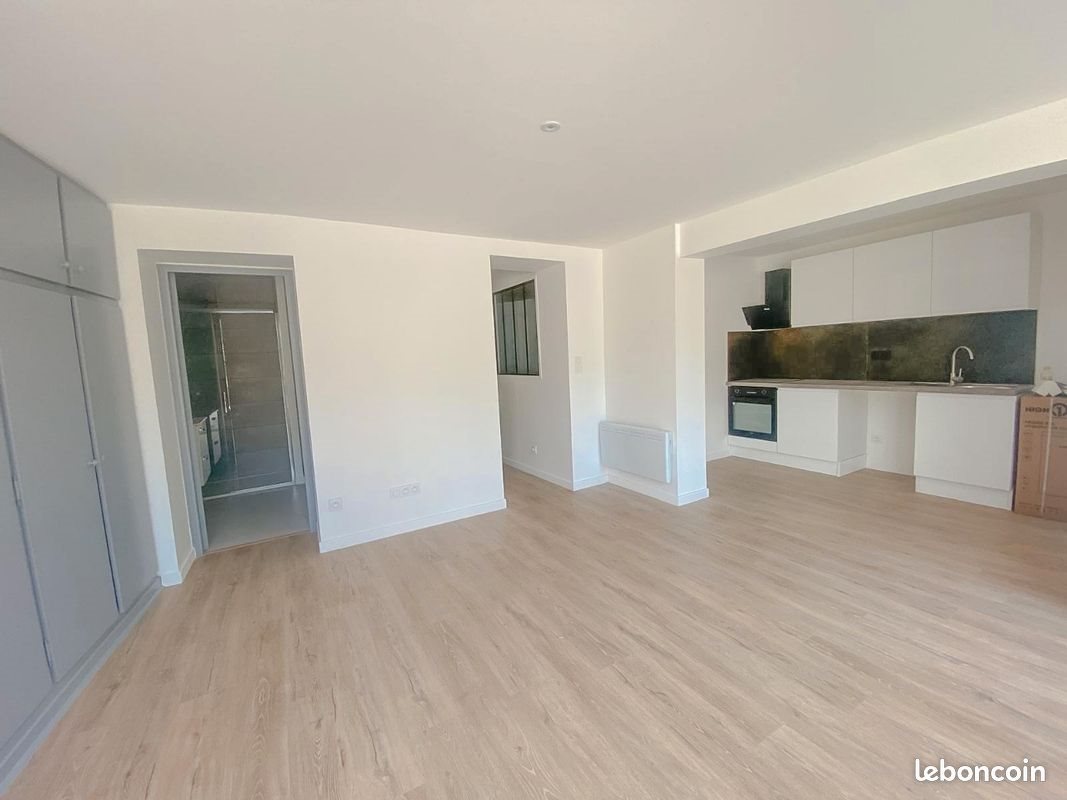 Appartement à louer, 57m², Montpon-Ménestérol