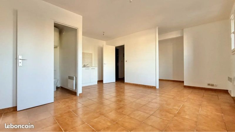 Appartement à louer, 32m², Corbeil-Essonnes