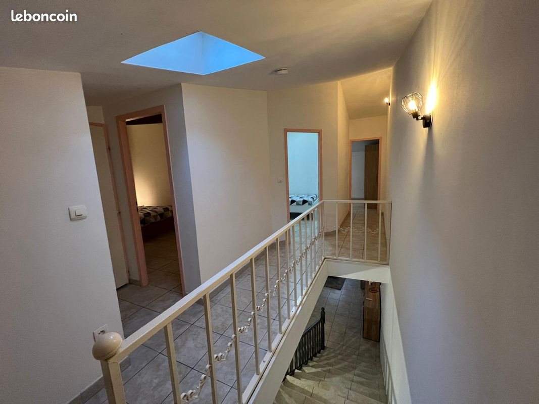 Appartement à vendre, 150m², Pont-Saint-Esprit