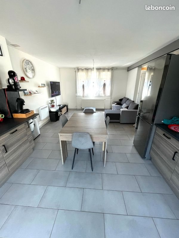 Maison à louer, 90m², Guise