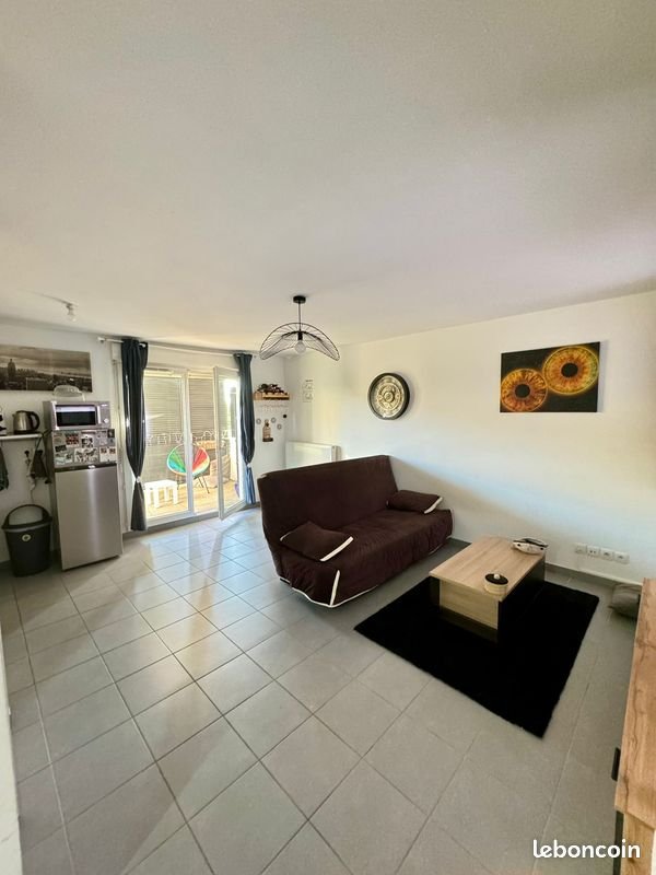Appartement à louer, 44m², Décines-Charpieu