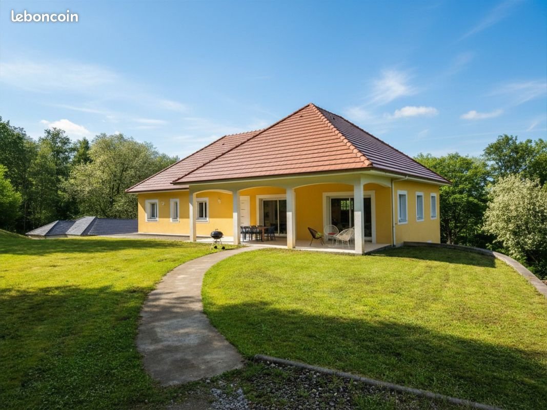 Maison à louer, 166m², Saint-Faust
