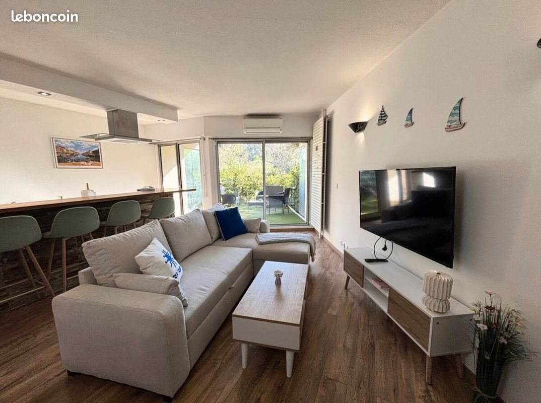 Appartement à louer, 38m², Mandelieu-la-Napoule