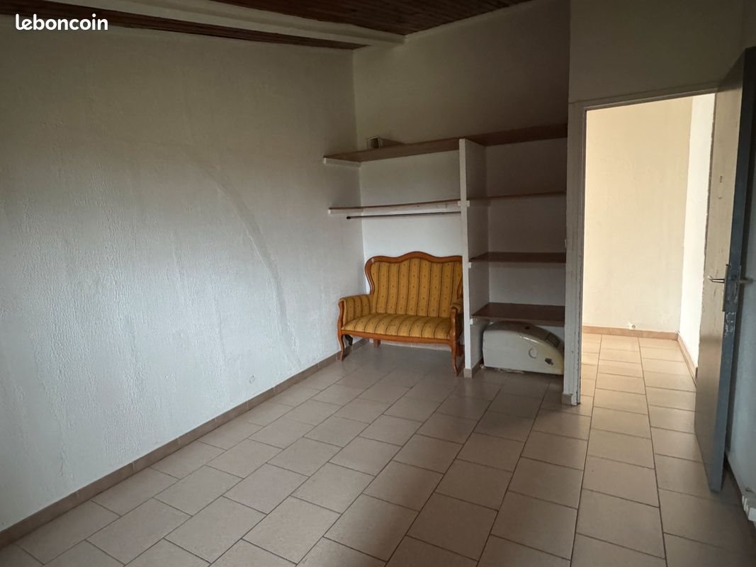 Appartement à louer, 65m², Saint-Gilles