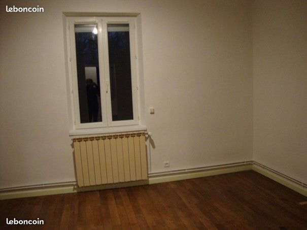 Appartement à louer, 85m², Saint-Léger-des-Vignes